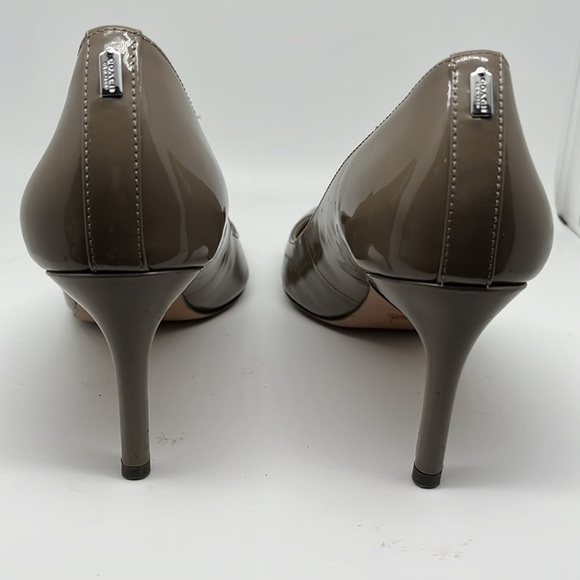 Coach‎ Devon Gray Olive Slip on Round Toe Patent Leather Pumps Size 8B - Picture 6 of 12